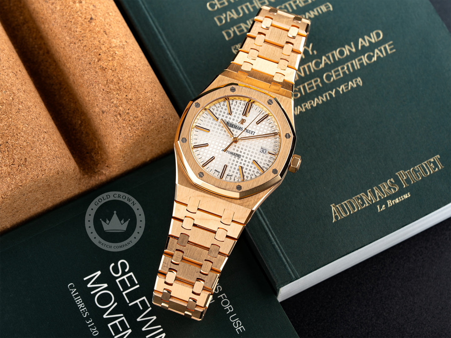 audemars-piguet-15400OROO1220OR02-sku-000730-marketing-9.jpg