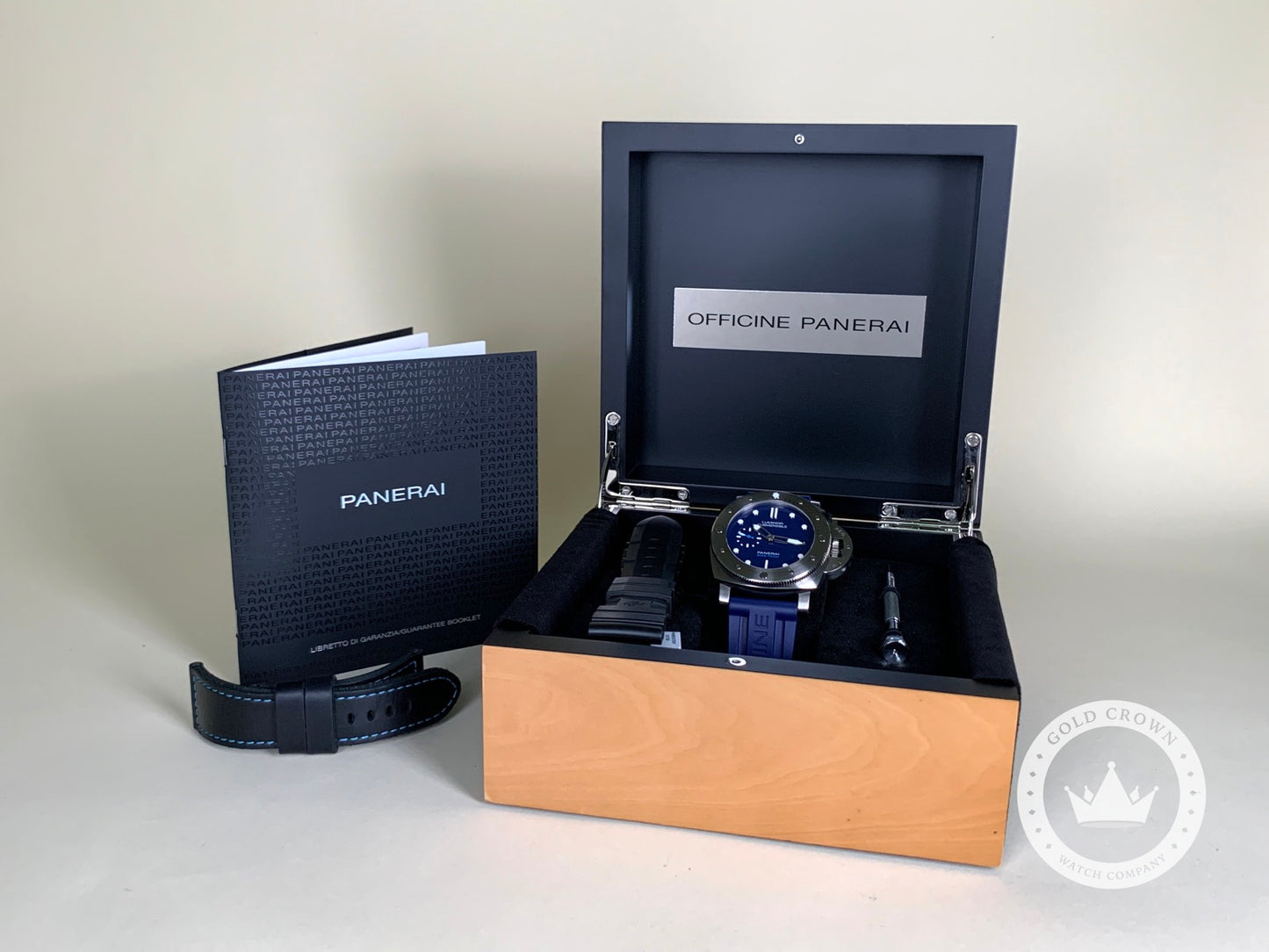 Panerai Luminor Submersible 1950 Bmg-tech PAM 00692 Watch, Box, and Manual