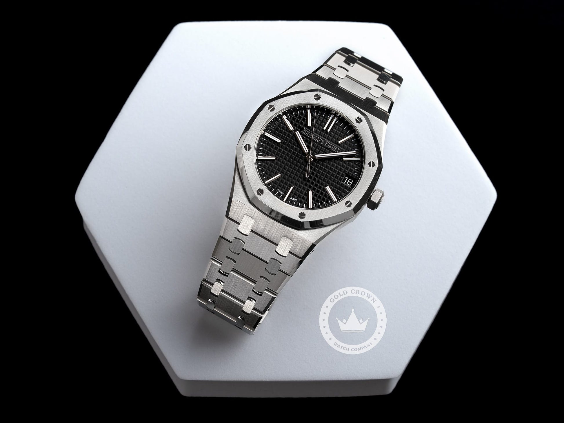 audemars-piguet-15510ST-OO-1320ST-07-sku-000702-marketing-9.jpg