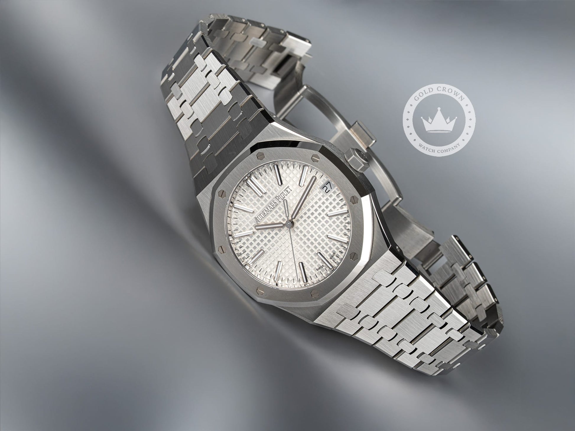 audemars-piguet-15510stoo1320st-03-sku-000859-marketing-9.jpg