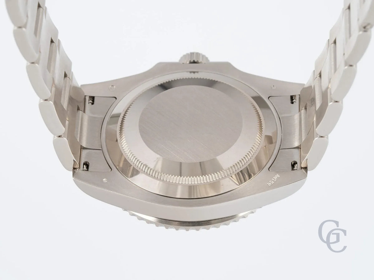 Rolex Submariner 126619LB Full Set