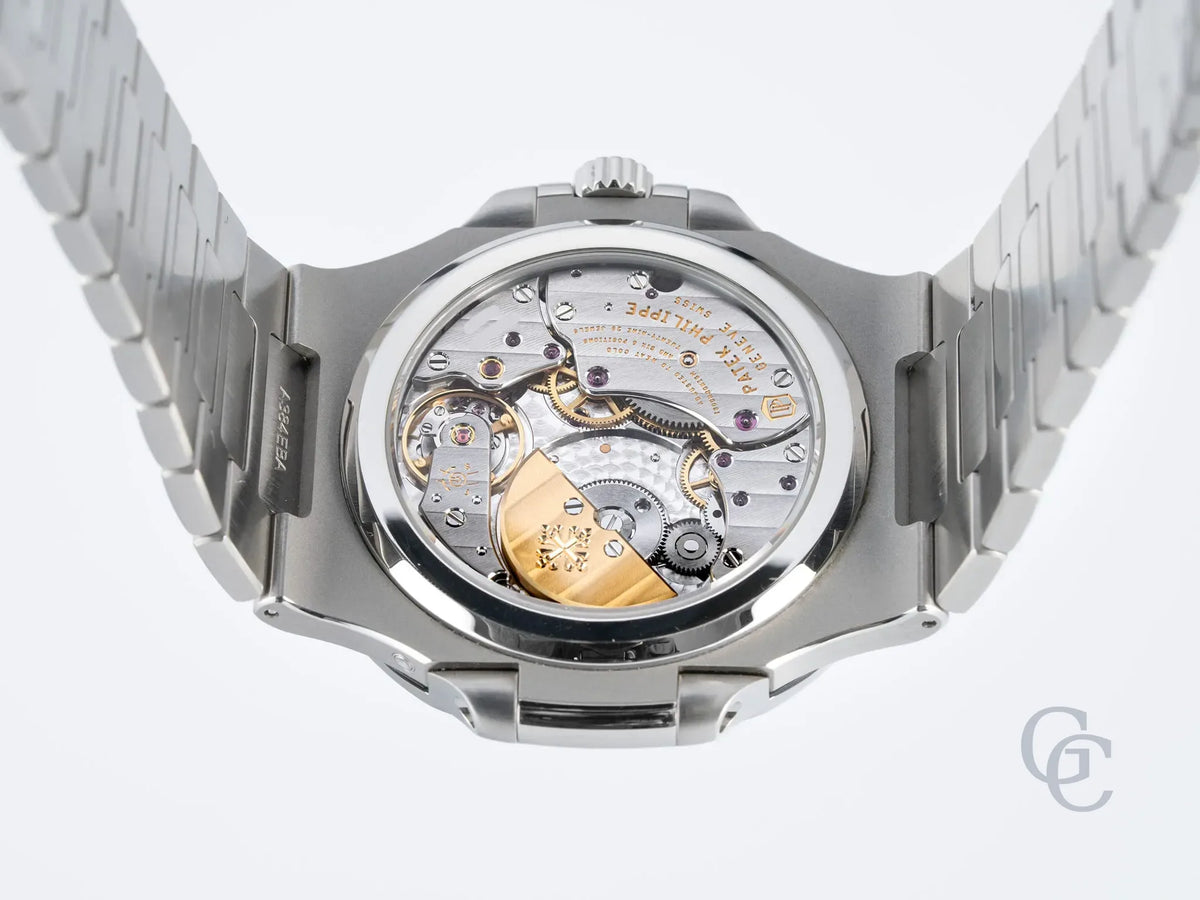 Patek Philippe Nautilus 5712/1A-001 Full Set