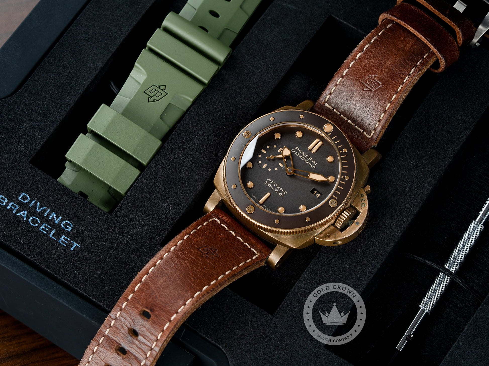 panerai-pam00968-sku-000636-marketing-9.jpg