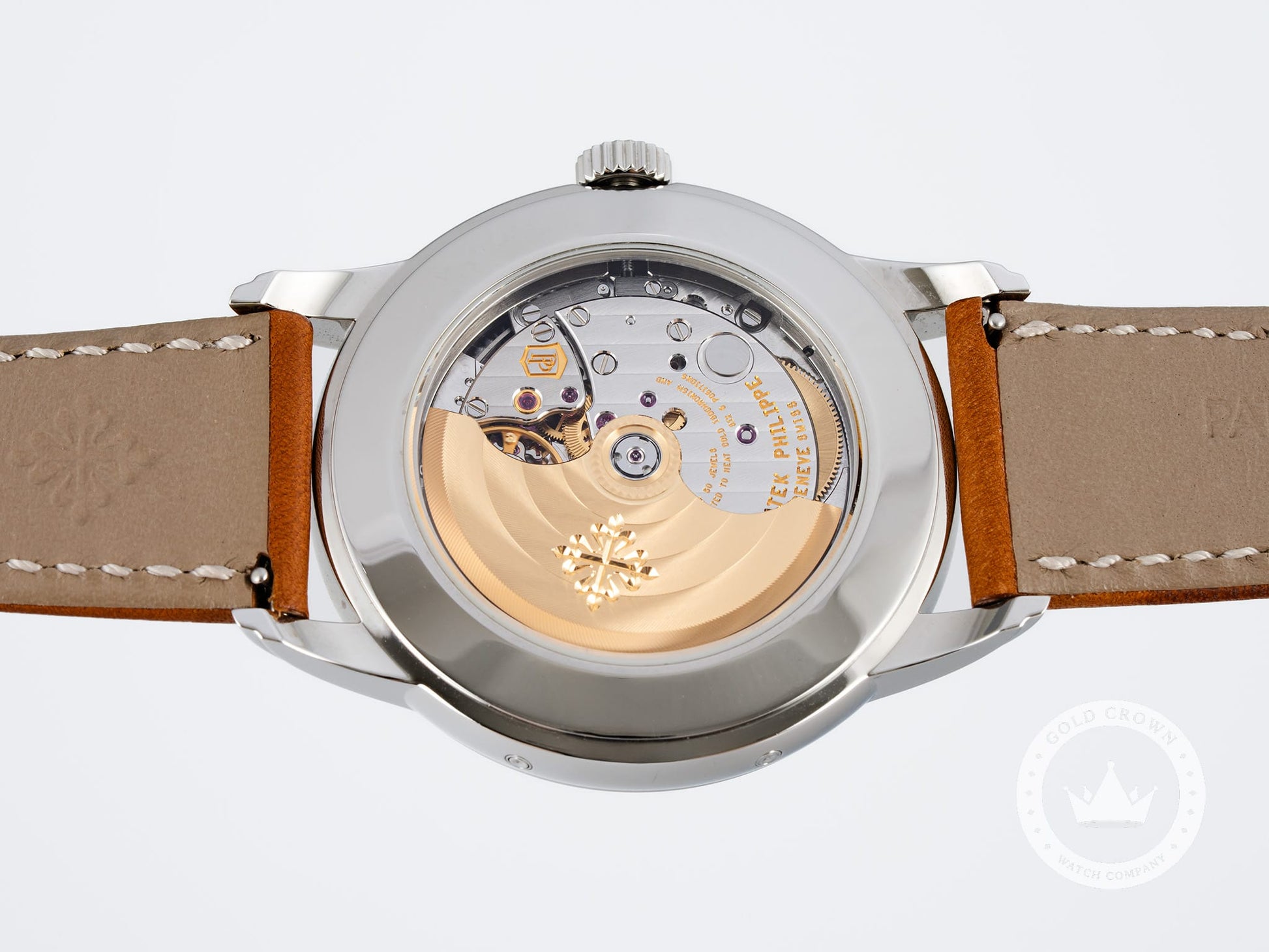 patek-philippe-5212A-sku-000943-7.jpg
