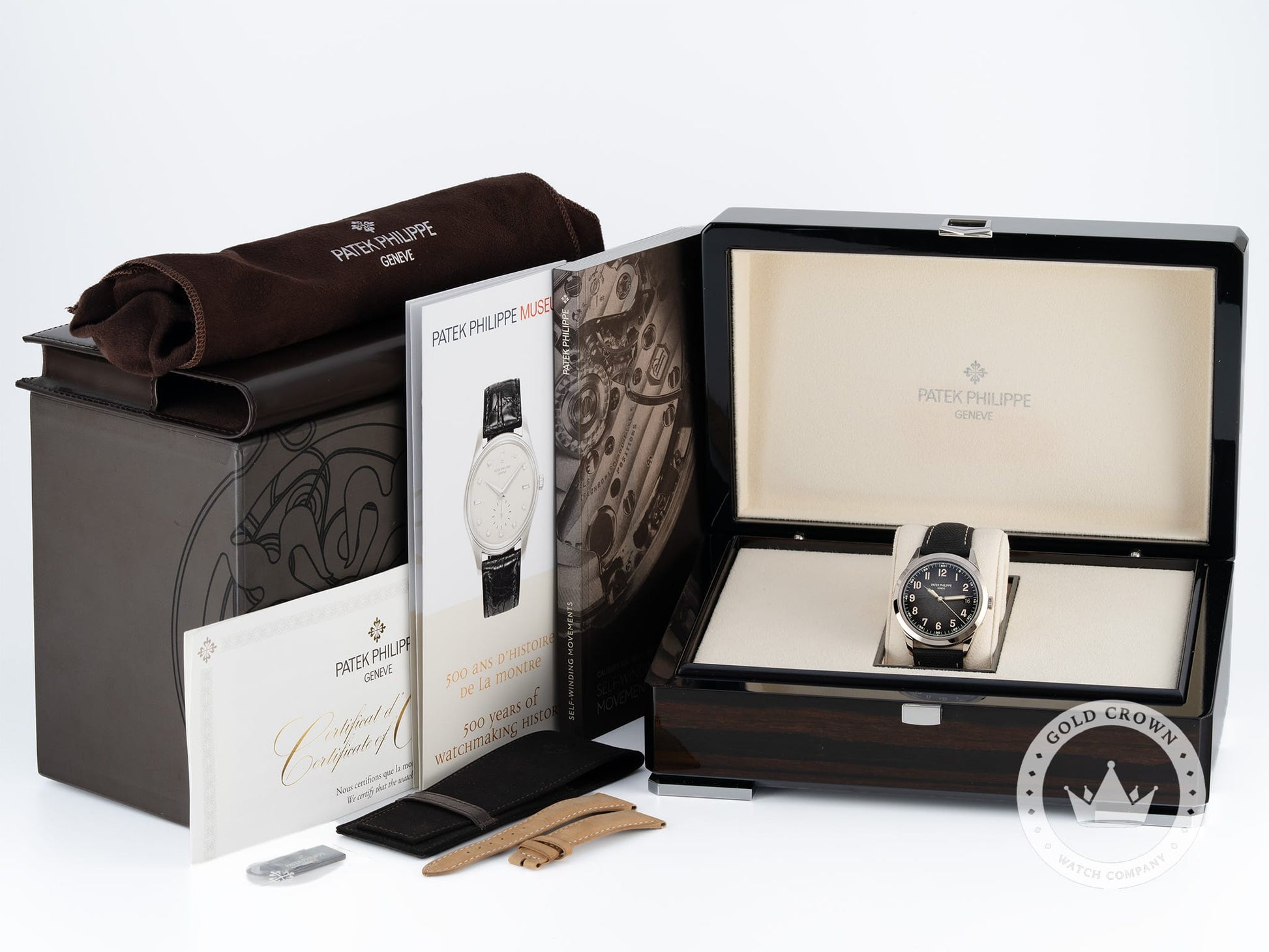 patek-philippe-5226G-001-sku-001017-8.jpg