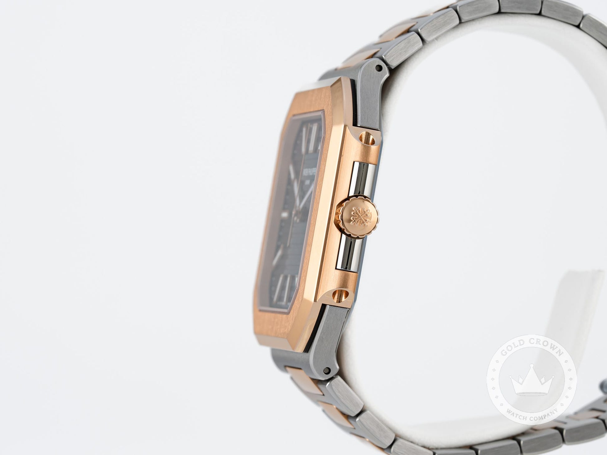patek-philippe-5821-1ar-001-sku-000966-2.jpg